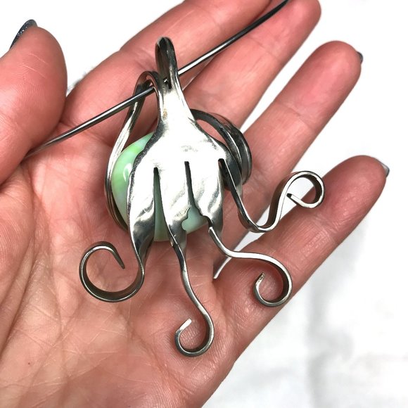 Silver plated octopus hand made necklace Gorgeous - Picture 8 of 12